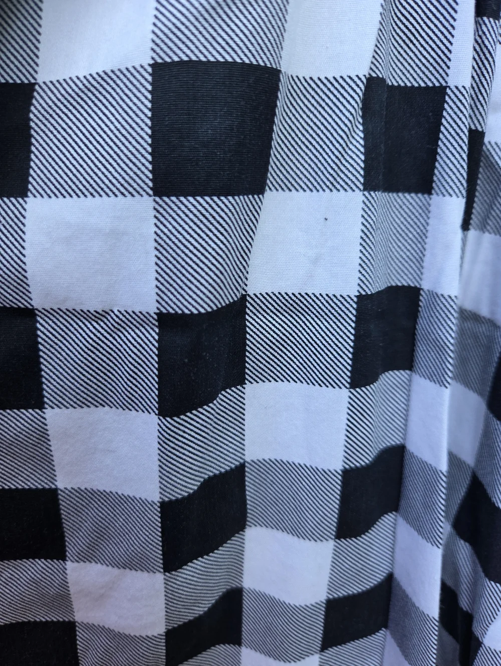Retro Chic Black and White Gingham Smocked Sundress - Picture 4 of 12